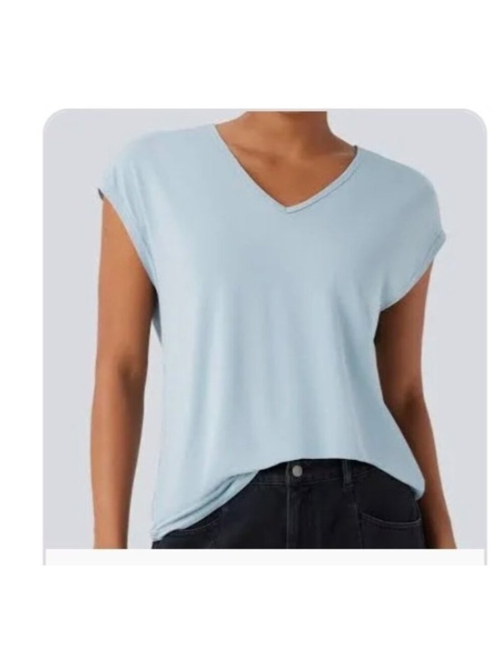 Halara M Womens Light Blue V-Neck Relaxed Fit NWT Top Size M